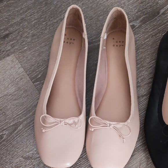 A New Day Women's Flats - Cream and Black - Picture 3 of 11